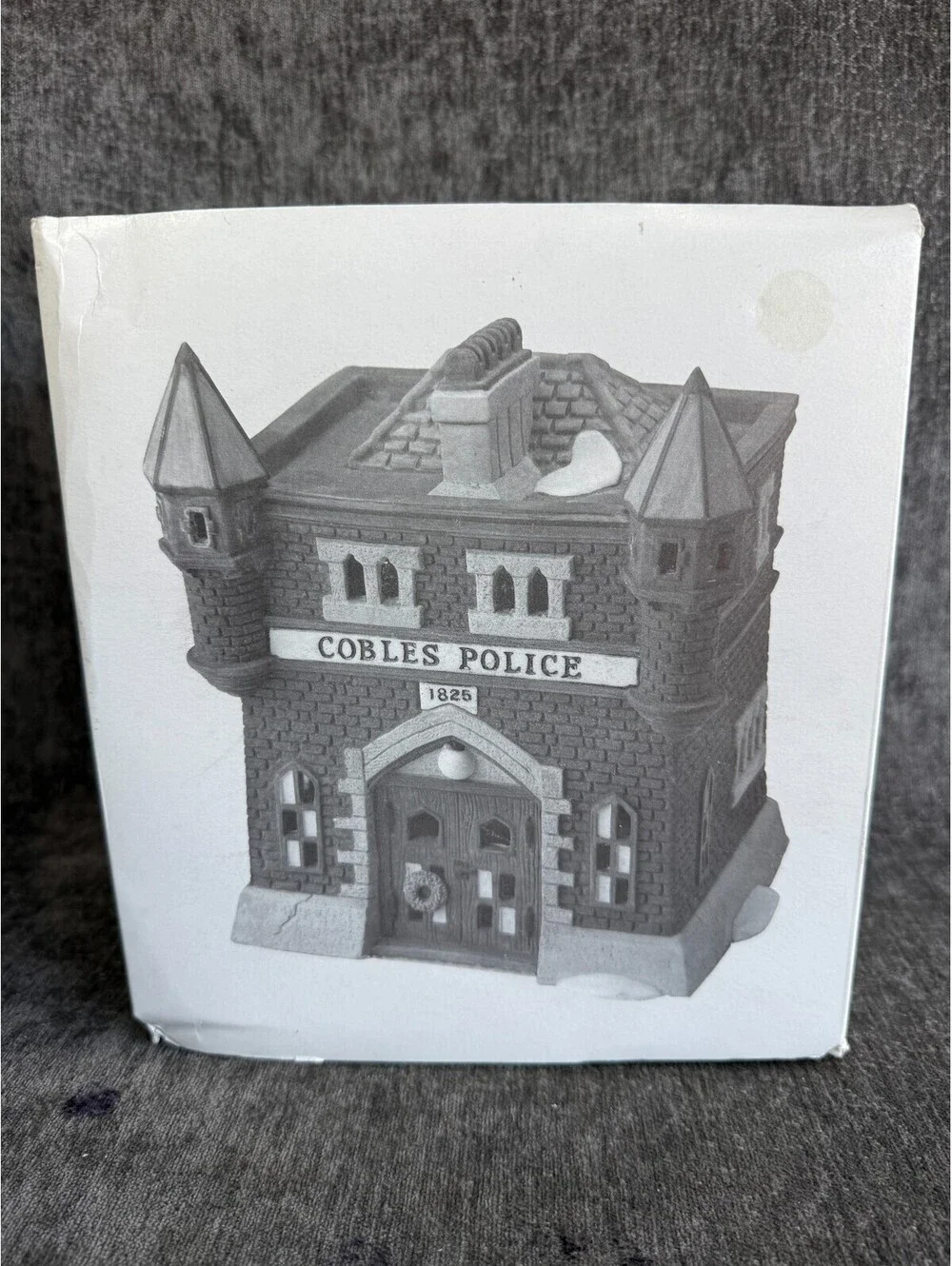 Dept 56 Dickens Village Cobles Police Station 5583-2 Heritage Collection Box